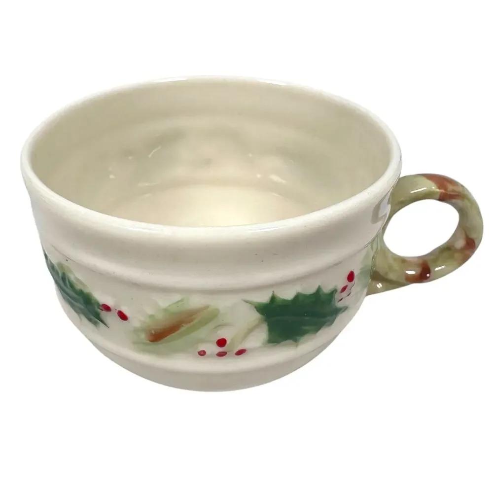 Belleek vintage holly